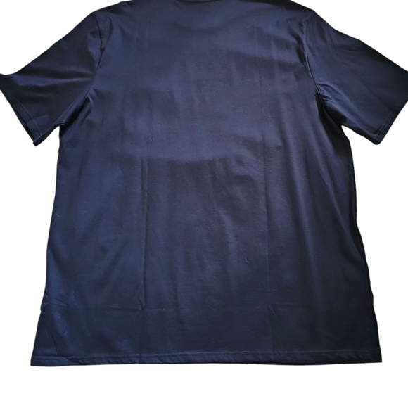 Amazon Essentials T-Shirt - Picture 2 of 4